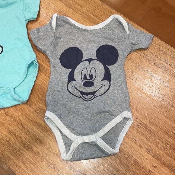 Mickey Mouse onesies - Picture 3 of 5
